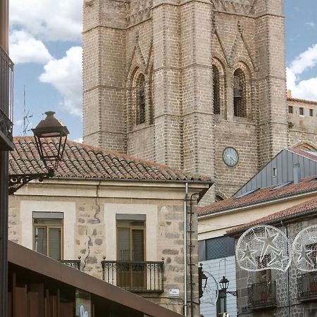 Apartamentos Turisticos Avila La Catedral Ngoại thất bức ảnh