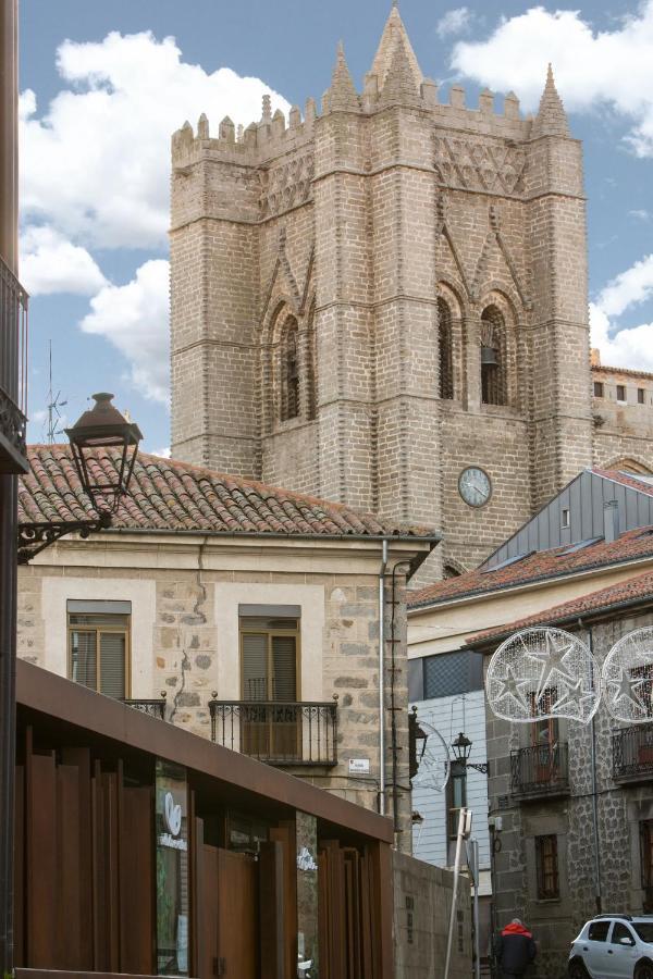 Apartamentos Turisticos Avila La Catedral Ngoại thất bức ảnh